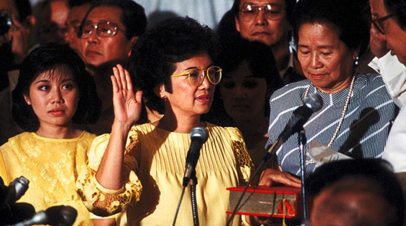 Cory Aquino Oath-Taking 1986